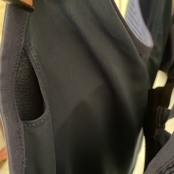 Nike women’s XL strappy yoga sports bra (navy) - Picture 7 of 7